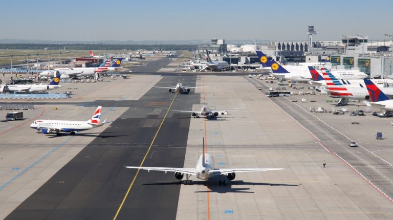 Airlines Warn of Possible European Flight Disruptions over Jet Fuel Shortages