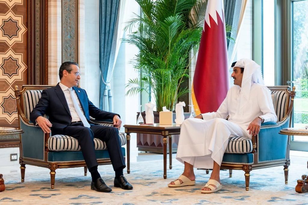 HH The Amir Sheikh Tamim bin Hamad Al-Thani and Wael Sawan Discuss Strengthening Energy Cooperation with Shell plc