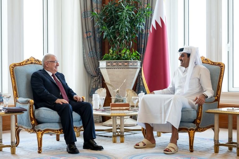 HH The Amir Receives Turkish Minister of National Defense
