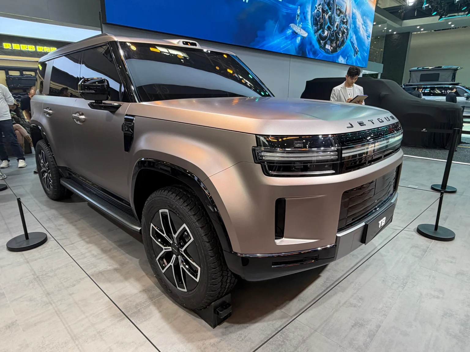 Jetour T8 Breaks Cover at Beijing Auto Show as Brand’s New Three-Row Family SUV