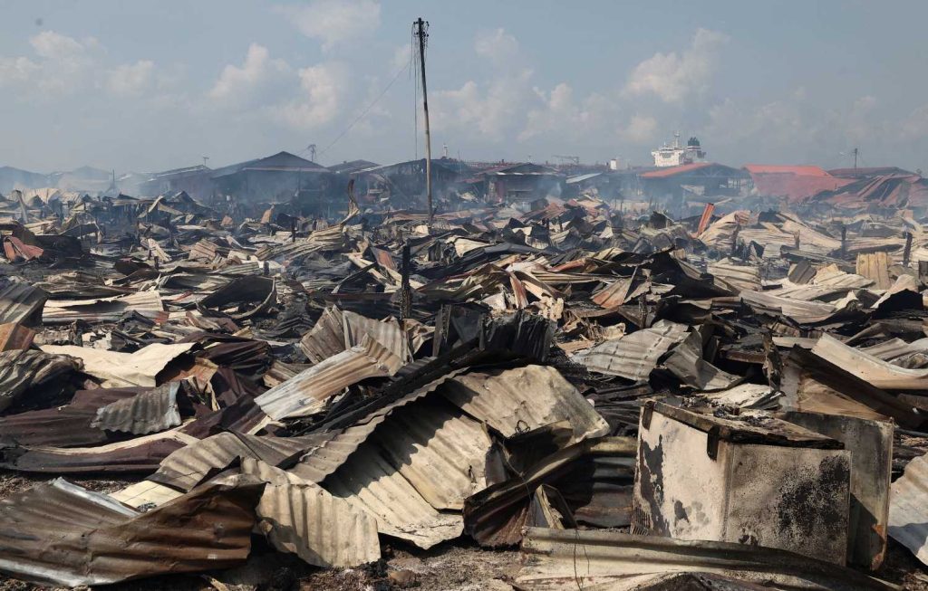 Malaysia: Massive Fire Destroys Nearly 1,000 Homes, Displaces Thousands