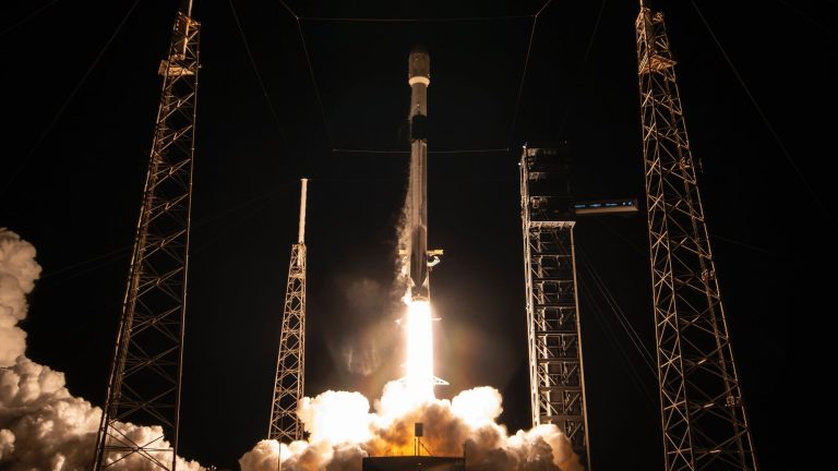 SpaceX Successfully Launches GPS Satellite