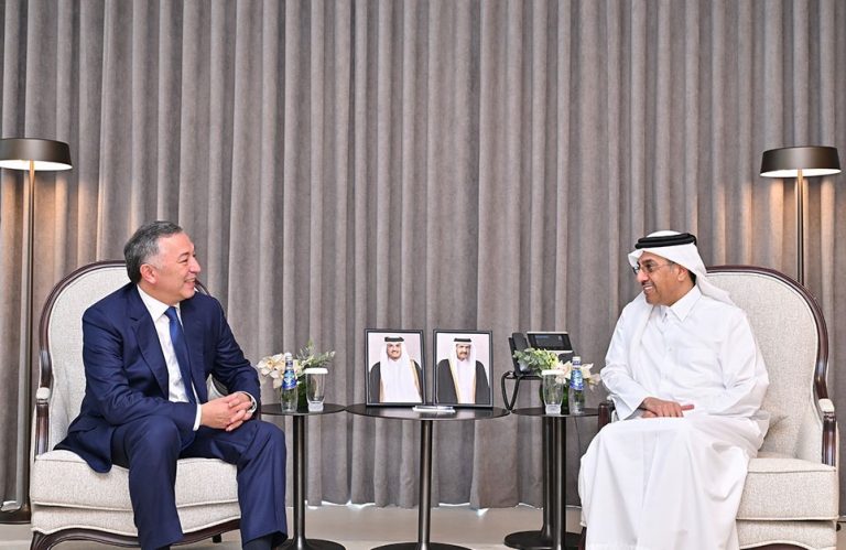 Minister of Labor Meets Director of Uzbekistan’s Migration Agency